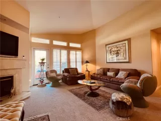 Photo #6: TR23150780 Listing