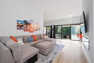 Photo #3: TR23152285 Listing 