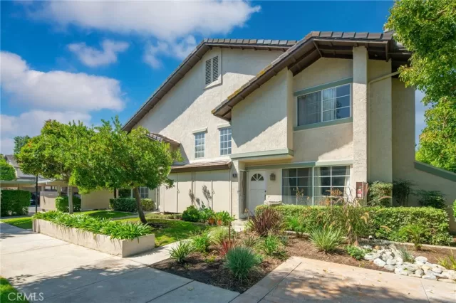 MLS: TR23165510 Condo For Sale