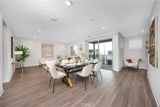 Photo #4: TR23174487 Listing