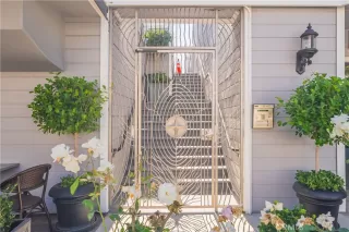 Photo #6: TR23188538 Listing 