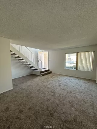 Photo #2: TR23189433 Listing 