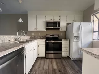 Photo #3: TR23190884 Listing 