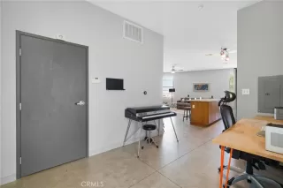 Photo #1: TR23199446 Listing 