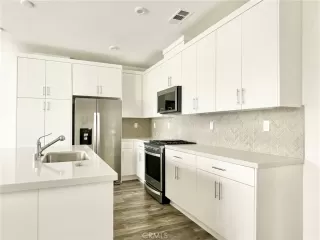 Photo #5: TR23214159 Listing 