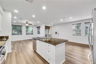 Photo #6: TR23223565 Listing 