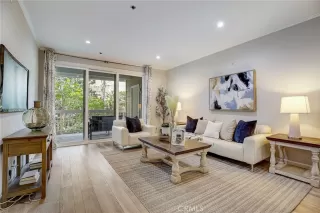 Photo #2: TR24007034 Listing 