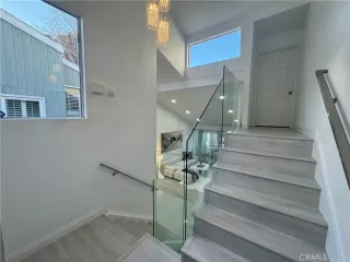 Photo #3: TR24033446 Listing