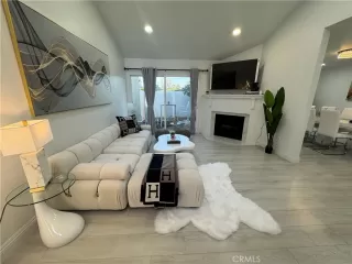 Photo #4: TR24033446 Listing