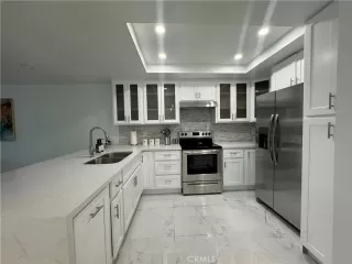 Photo #6: TR24033446 Listing