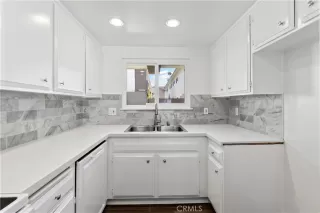 Photo #3: TR24048542 Listing 