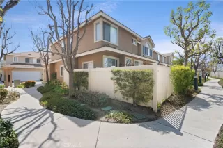 Photo #3: TR24055528 Listing 