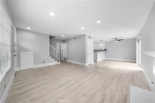 Photo #4: TR24056781 Listing