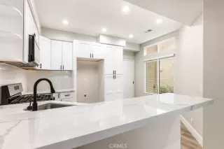 Photo #4: TR24101919 Listing 