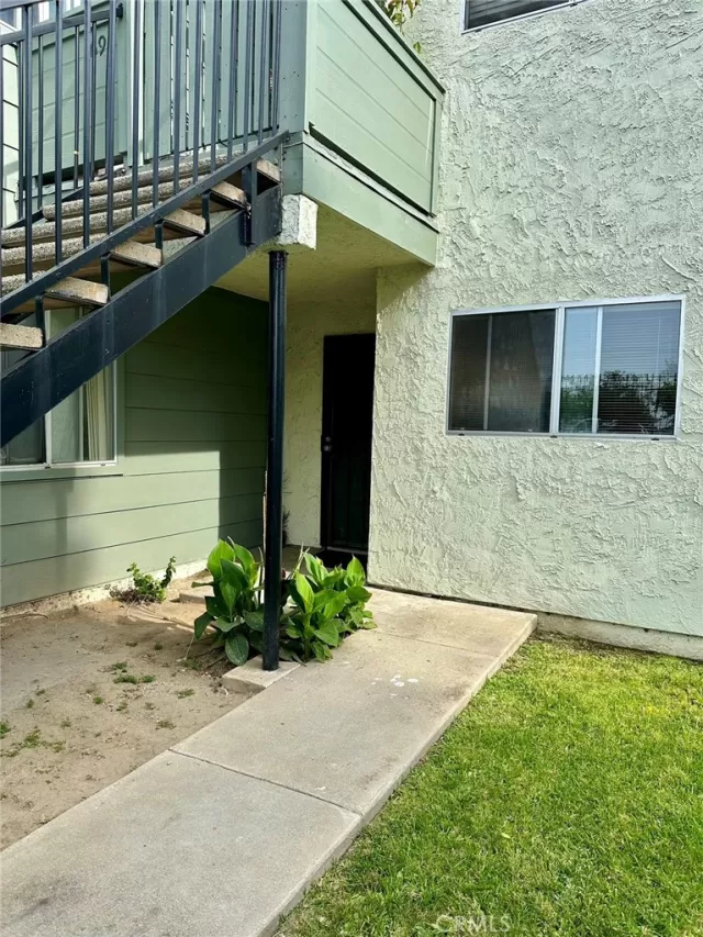 MLS: TR24114971 Condo For Sale