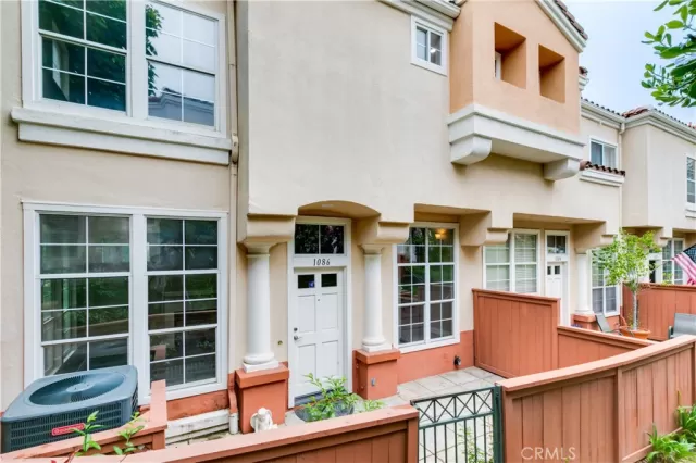 MLS: TR24118909 Condo For Sale