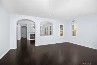 Photo #4: TR24134792 Listing