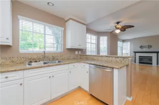 Photo #4: TR24140202 Listing