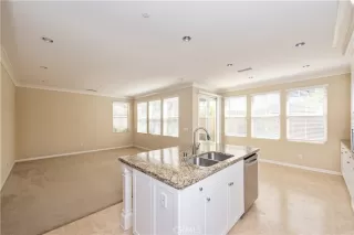 Photo #2: TR24185139 Listing 