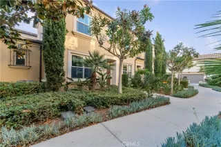 Photo #1: TR24229978 Listing 