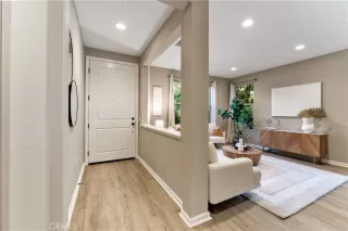 Photo #6: TR24229978 Listing 