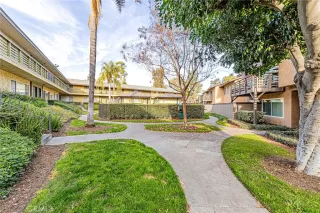 Photo #2: TR25010314 Listing 