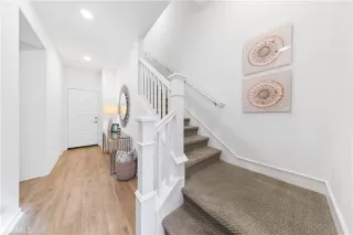 Photo #3: TR25010377 Listing 