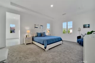 Photo #3: TR25030135 Listing