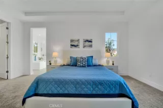 Photo #6: TR25030135 Listing