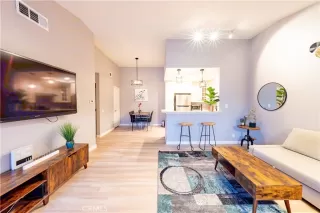 Photo #2: TR25078676 Listing 