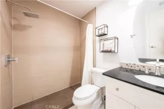 Photo #5: TR25078676 Listing 