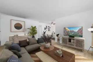 Photo #4: TR25085689 Listing