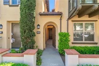 Photo #1: TR25089999 Listing