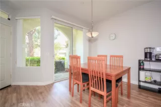 Photo #4: TR25090625 Listing 