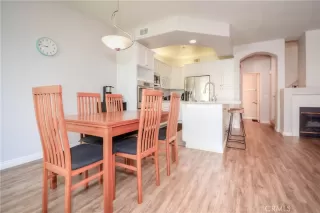 Photo #5: TR25090625 Listing 