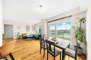 Photo #4: TR25098721 Listing