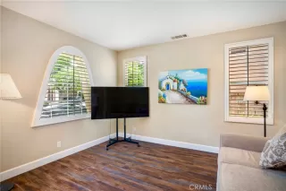 Photo #4: TR25102337 Listing 