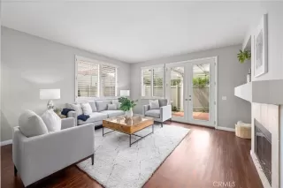 Photo #6: TR25106242 Listing 