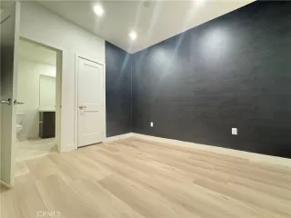 Photo #6: TR25117262 Listing 