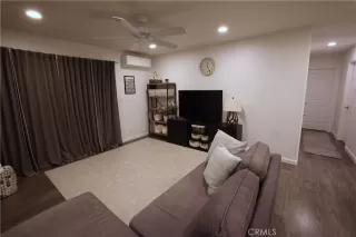 Photo #3: TR25119612 Listing 