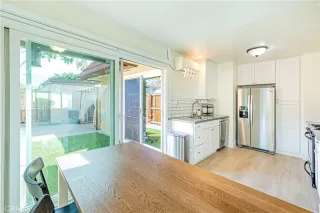 Photo #5: TR25125980 Listing