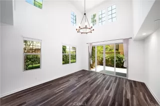 Photo #3: TR25127197 Listing 