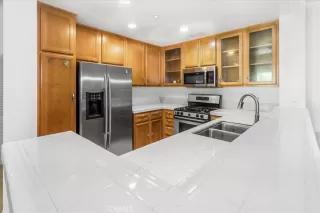 Photo #6: TR25127747 Listing