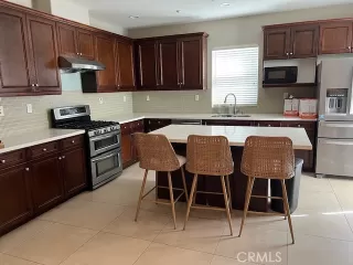 Photo #5: TR25129675 Listing 