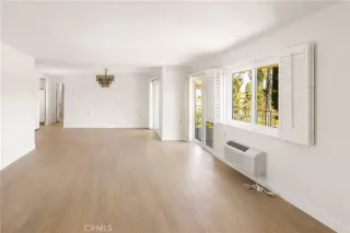 Photo #4: TR25130730 Listing