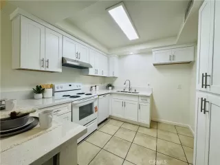 Photo #5: TR25132422 Listing 