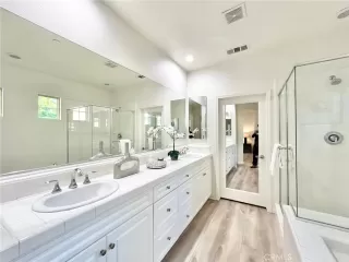 Photo #6: TR25133512 Listing 