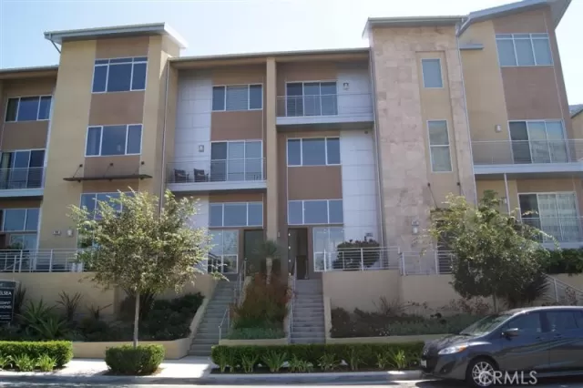 MLS: TR25135388 Condo For Sale