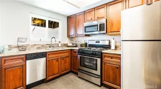 Photo #6: TR25139833 Listing 