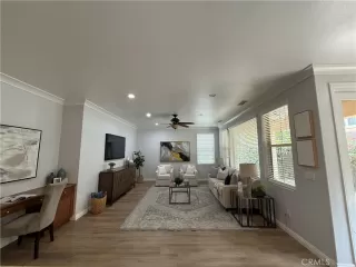 Photo #2: TR25148338 Listing 